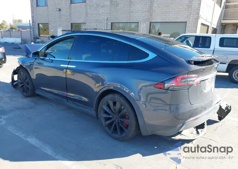 2019 Tesla Model X z USA, uszkodzony, nr VIN 5YJXCBE26KF153210